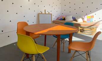 Imagem 4: Sala para Coworking na região central da cidade. Disponibilidade de salas amplas para loca