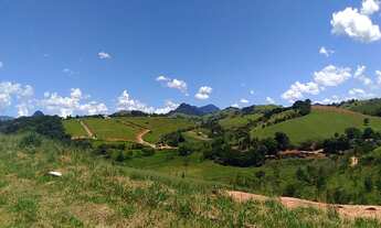 Imagem 6: Vendo lotes de 1000m² em condomínio fechado na cidade de Piranguinho, conforto e privacida