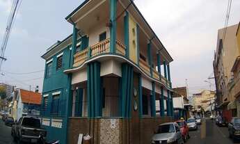 Imagem: Alugo casarão na região central da cidade