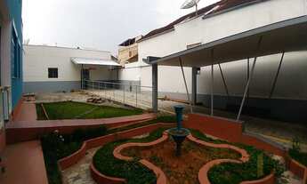 Imagem 5: Alugo casarão na região central da cidade ideal para empresas, escolas, restaurantes, repa