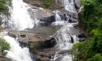 Imagem: Vendo 7 cachoeiras nas terras altas da Mantiqueira