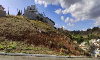 Imagem 2: Vendo terreno amplo com linda vista no Pinheirinho 1.134,82 m²