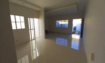 Imagem 3: Vendo casa no bairro da Varginha, são 3 quartos sendo 1 suíte, sala ampla integrada com a