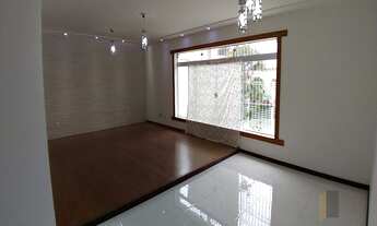 Imagem: Vendo casa com excelente acabamento em localização