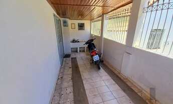 Imagem 2: Vendo casa com 4 quartos sendo 1 suíte no morro Santo Antônio em ótima localização