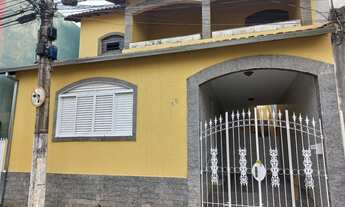 Imagem: Alugo sobrado amplo com 5 quartos sendo