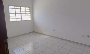 Imagem 4: Vendo um imóvel excelente para instalação de clínica no BPS, rua tranquila, 6 salas sendo