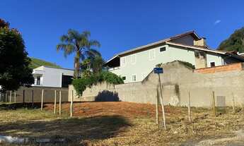 Imagem 1: Vendo lote todo plano com ótima localização no Pinheirinho, um dos últimos com essa topogr