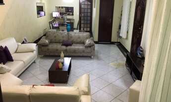 Imagem: BELO SOBRADO CONSTRUÍDO EM TERRENO DE 195M²