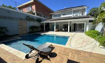 Imagem 2: Casa à venda no Parque dos Príncipes, com 5 suites e 4 vagas