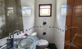 Imagem 7: Casa à venda em Cotia-SP, bairro Gramado: 3 quartos, 1 suíte, 2 salas, 3 banheiros, 4 vaga