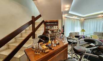 Imagem 4: Casa à venda em Cotia-SP, bairro Gramado: 3 quartos, 1 suíte, 2 salas, 3 banheiros, 4 vaga