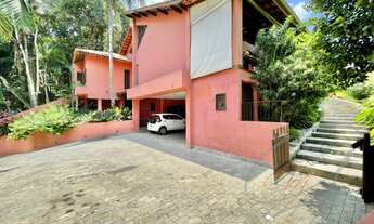 Imagem 3: Casa residencial para Venda Granja Viana, Cotia 2 dormitórios sendo 2 suítes, 3 salas, 5 b