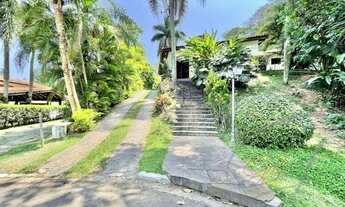 Imagem 2: Casa residencial para Venda Granja Viana, Cotia 6 dormitórios sendo 6 suítes, 3 salas, 9 b