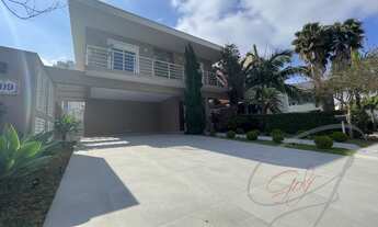 Imagem: Casa de alto padrão em condomínio na Vila