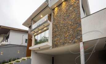 Imagem 2: Imperdível: Casa de Luxo com 4 Suítes e 6 Vagas no Parque dos Príncipes, São Paulo-SP - 45