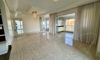 Imagem: Apartamento de 142 m² com 3 quartos, todos