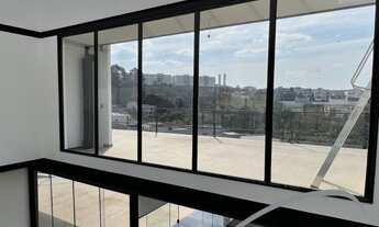 Imagem: Casa de alto padrão com 3 suítes e 6 vagas