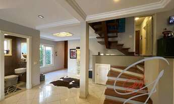 Imagem 7: Linda Casa integrada 80% mobiliada em Cotia/SP com 4 Suítes, Piscina e 5 Vagas de Garagem