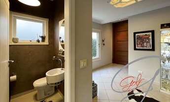 Imagem 6: Linda Casa integrada 80% mobiliada em Cotia/SP com 4 Suítes, Piscina e 5 Vagas de Garagem