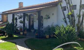 Imagem: Imperdível Chácara à Venda em Atibaia-SP