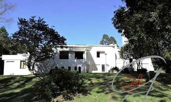 Imagem: Casa a venda em Carapicuíba-SP