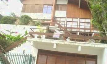 Imagem: Ampla casa à venda, em excelente localização