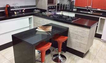 Imagem: Sobrado à venda na Praia Grande-SP