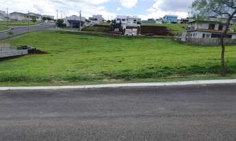 Imagem: Terreno à venda no Condomínio Flamboyan