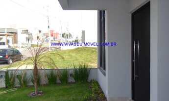 Imagem 3: 3 dormitórios, 1 suítes, 2 banheiro, 3 vagas na garagem, 105M² de Área Construída