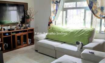 Imagem: Casa com 3 dormitórios, e 4 vagas, para