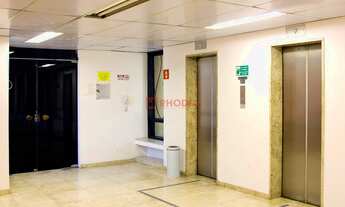 Imagem 2: Andar Único em frente a Gazeta