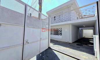 Imagem: Casa Reformada (bem localizada) 3 Dormitórios