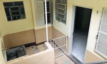 Imagem: Casa com renda, terreno com casas com renda