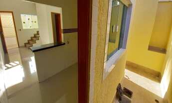 Imagem 3: CASA COM 2 DORMITÓRIOS TIPO SOBRADO COM QUINTAL E FINO ACABAMENTO