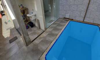 Imagem 7: CASA COM 03 DORMITÓRIOS, 01 SUÍTE COM VARANDA. PISCINA, CHURRASQUEIRA, FINO ACABAMENTO