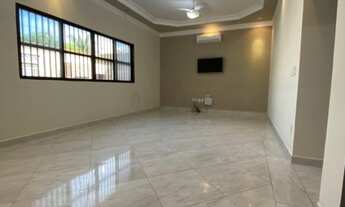 Imagem 4: CASA COM 3 SUITES PISCINA EXCELENTE AREA DE LAZER COM CHURRASQUEIRA E GARAGEM PARA 4 CARRO