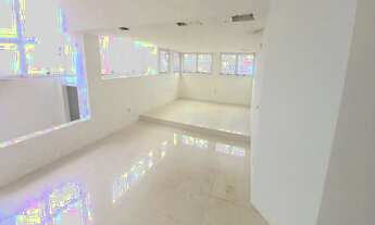 Imagem 5: COBERTURA DUPLEX ALTÍSSIMO PADRÃO 04 SUÍTES, SENDO 02 COM CLOSET PÉ DIREITO ALTO