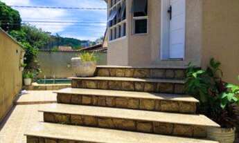 Imagem 2: FANTÁSTICO SOBRADO COM 5 SUÍTES, 3 SALAS, PISCINA E ÀREA GOURMET, EM PROJETO ARQUITETÔNICO