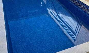 Imagem 3: CASA COM 3 SUITES PISCINA EXCELENTE AREA DE LAZER COM CHURRASQUEIRA E GARAGEM PARA 4 CARRO