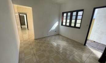 Imagem 2: CASA 2 DORMITORIOS 1 SUITE COM EDICULA E CHURRASQUEIRA