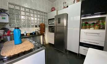 Imagem 4: CASA INDIVIDUAL 2 DORMITORIOS 1 SUITE 2 VAGAS DE GARAGEM COBERTA COM OTIMA LOCALIZAÇÃO