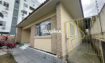 Imagem 4: CASA 5 DORMITÓRIOS SENDO 1 SUÍTE, VAGA 4 CARROS E AMPLO TERRENO COMERCIAL EM CAPOEIRAS