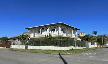 Imagem: CASA DE ESQUINA COM 6 DORMITÓRIOS SENDO