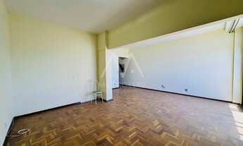 Imagem 3: Apartamento de 2 Quartos no Centro de Jundiaí/SP Espaçoso, Iluminado e com Vaga de Garage