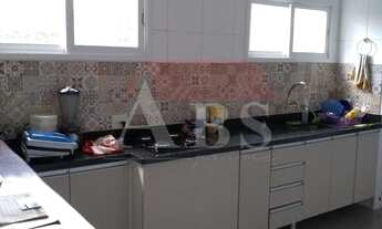 Imagem 3: Casa com 4 suítes, churrasqueira, piscina e 4 vagas de garagem