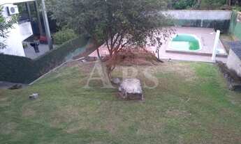 Imagem 5: Casa com 4 suítes, churrasqueira, piscina e 4 vagas de garagem