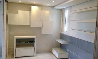 Imagem 2: Apartamento para venda 2 dorm no Gonzaga em Santos, pé direito duplo com vista para o mar