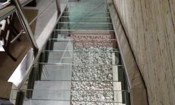 Imagem 6: Apartamento para venda 2 dorm no Gonzaga em Santos, pé direito duplo com vista para o mar