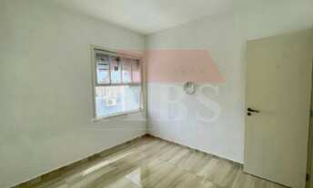 Imagem 7: VENDO APARTAMENTO EM SANTOS GARAGEM DEMARCADA ELEVADOR PORTARIA BAIRRO EMBARE